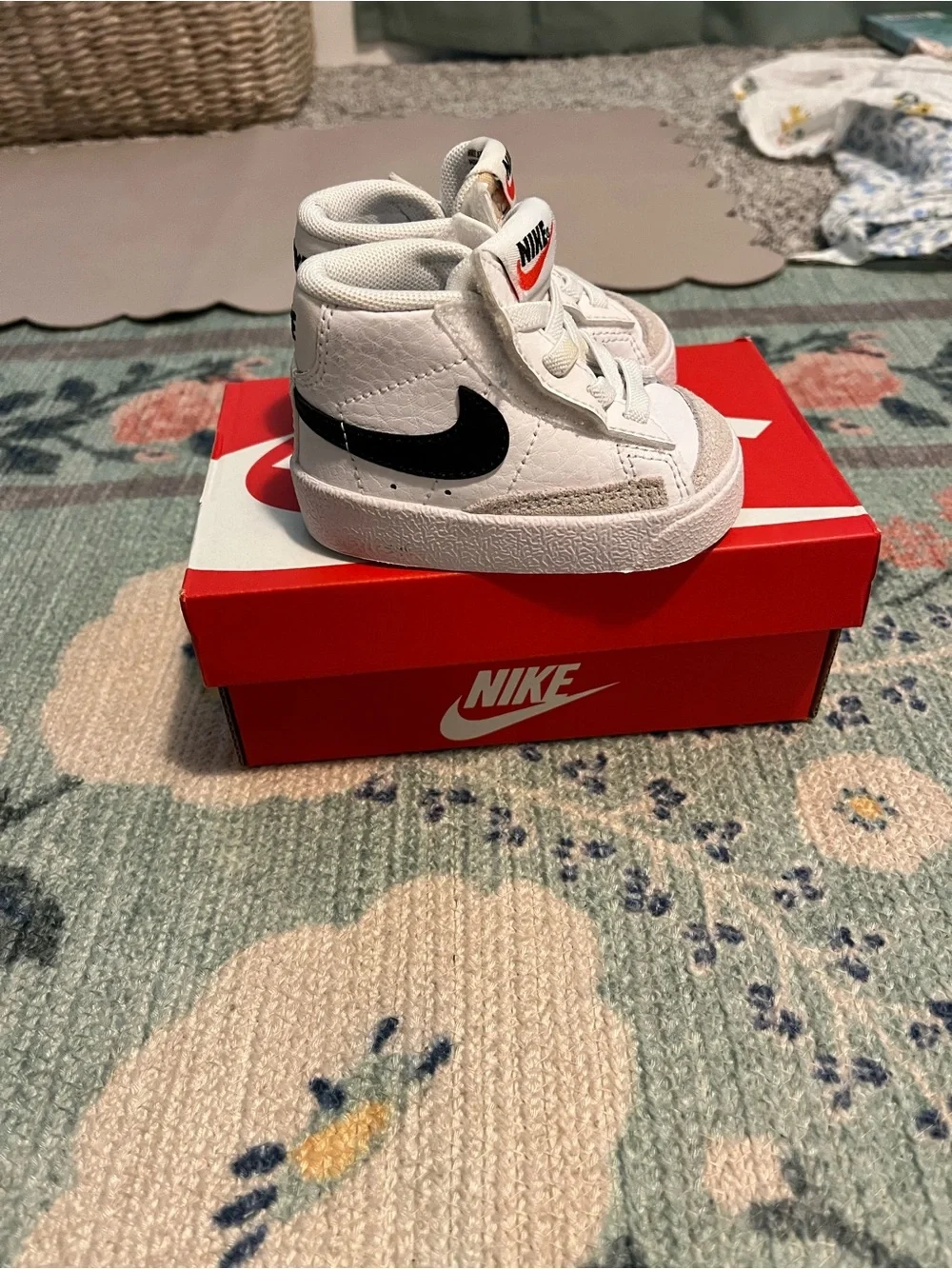Nike Baby White & Black Blazers